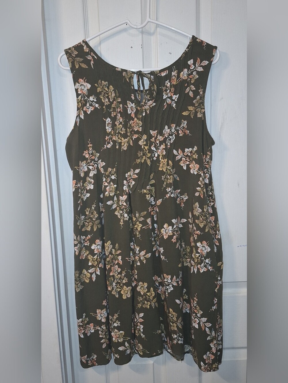 Sonoma Olive Green Floral Tank Top - Size XL